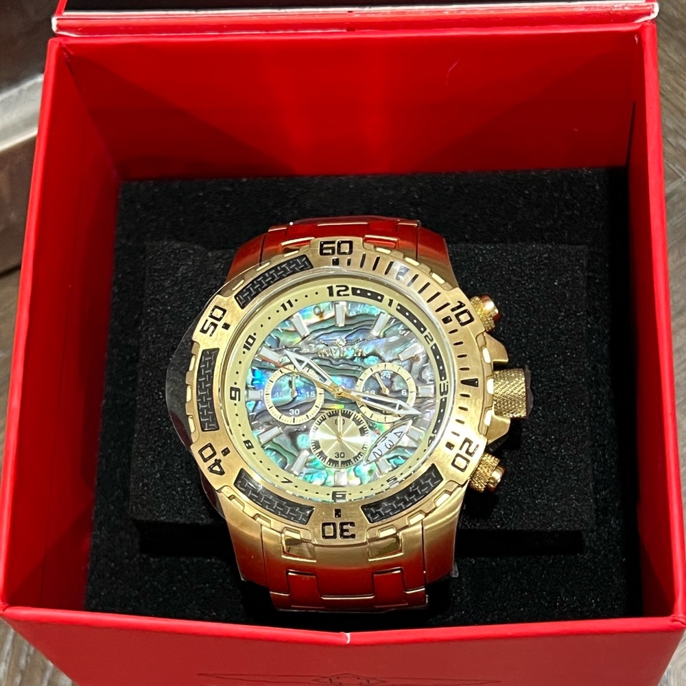 Invicta Pro Diver Scuba men’s watch with abalone dial 51mm BRAND NEW IN BOX